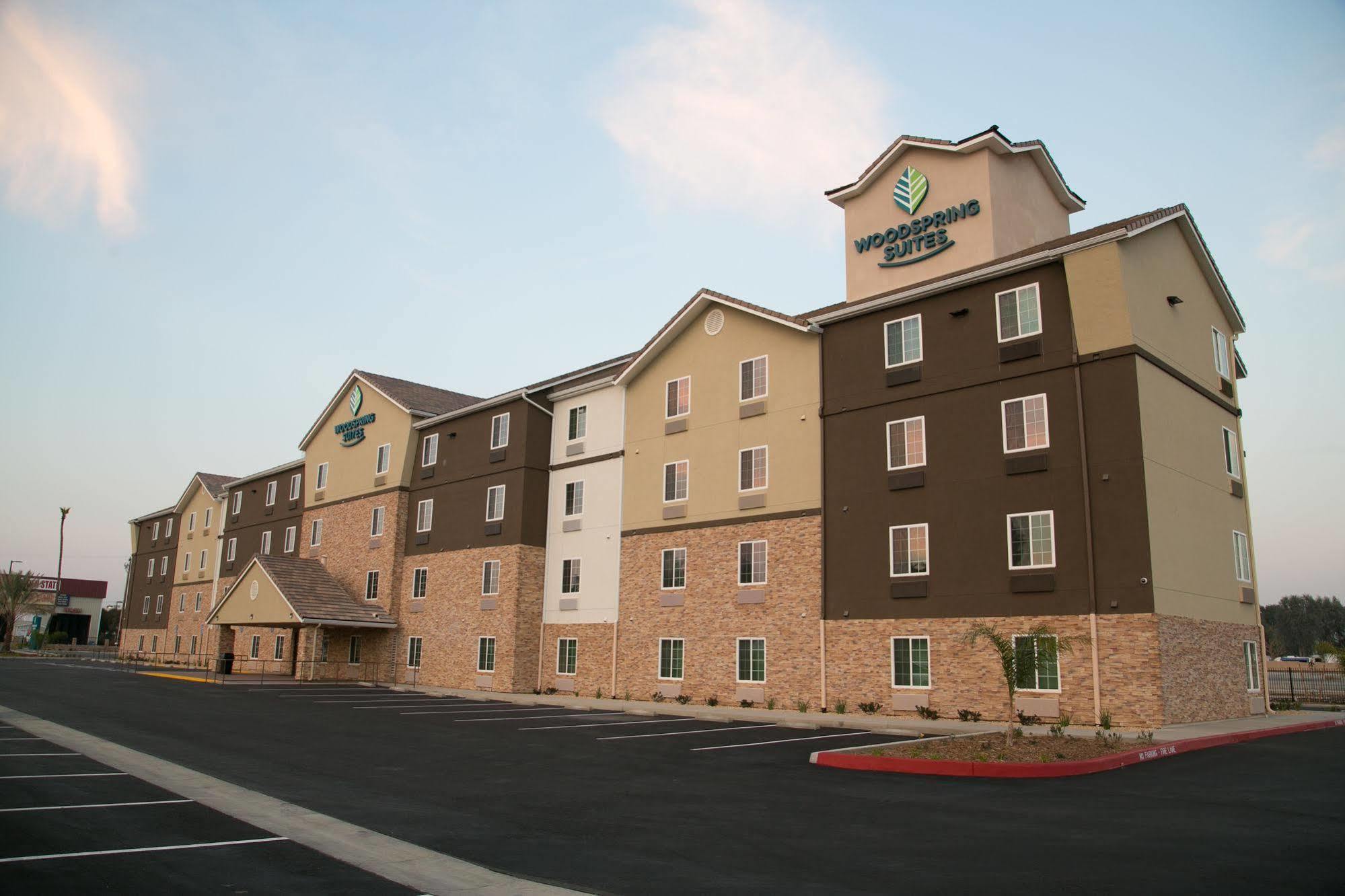 Woodspring Suites Bakersfield East Exterior foto