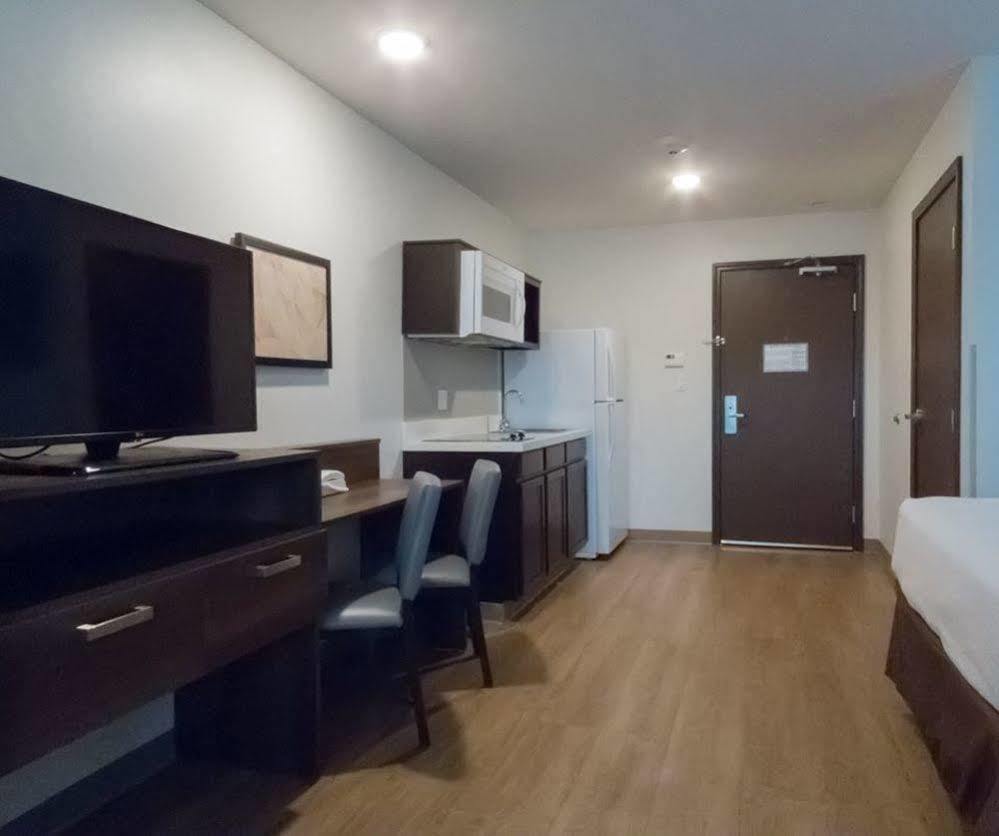 Woodspring Suites Bakersfield East Exterior foto